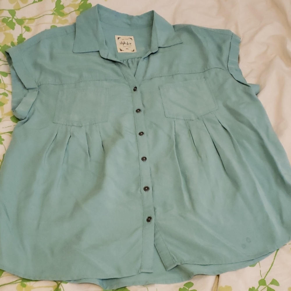 Cute blouse